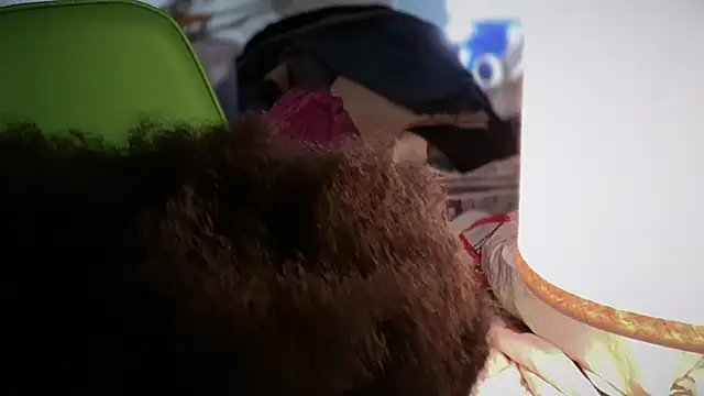 Snapshot of Yagurl__west chatting on 12.21.25 Yagurl west online show from 12.21.25