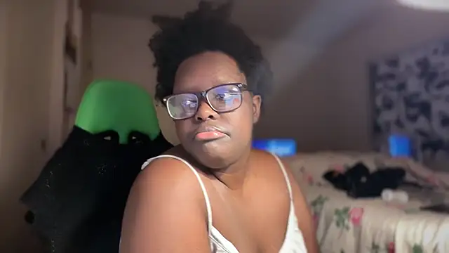 Snapshot of Yagurl__west chatting on 01.13.26 Yagurl west online show from 01.13.26