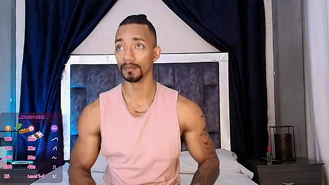 Manolo Hot1 online show from 01.10.25