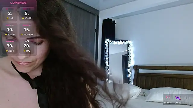 Snapshot of tammycolombia chatting on 12.10.24 tammycolombia online show from 12.10.24