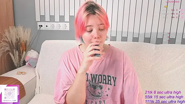   KawaiiYuki   online show from 11.03.25