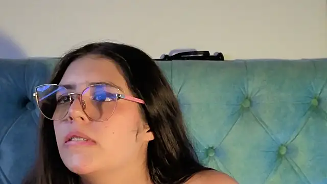 Paola Lyon  online show from 09.27.25