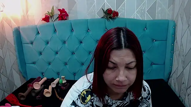 AdaFawxx online show from 03.11.25