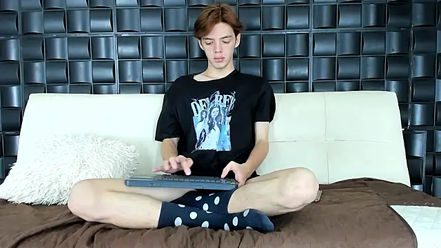 Snapshot of daniel_hot03 chatting on 03.16.25 daniel hot03 online show from 03.16.25