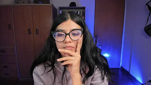 valerie  skyy online show from 01.24.25