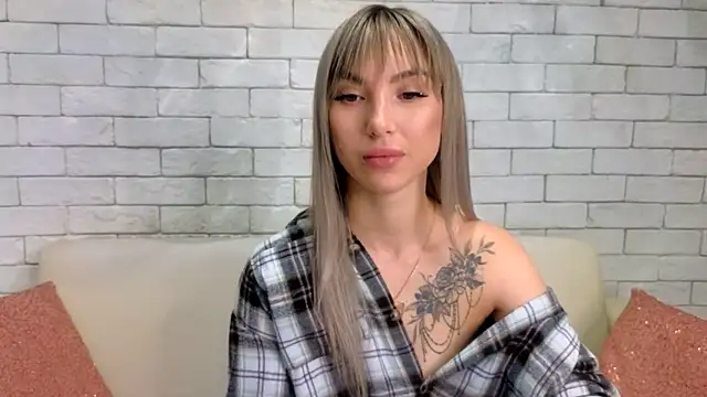 MiaMinx online show from 02.10.25