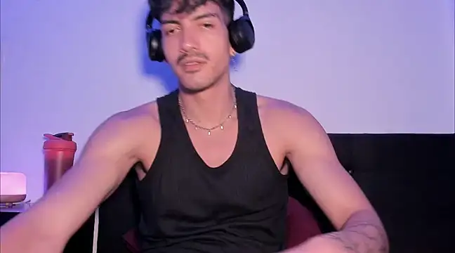 Snapshot of magnusifrit chatting on 12.10.24 magnusifrit online show from 12.10.24