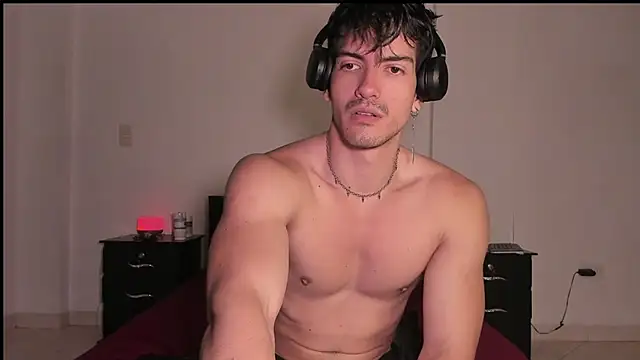 Snapshot of magnusifrit chatting on 03.09.25 magnusifrit online show from 03.09.25