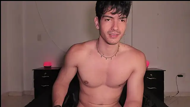 Snapshot of magnusifrit chatting on 03.16.25 magnusifrit online show from 03.16.25