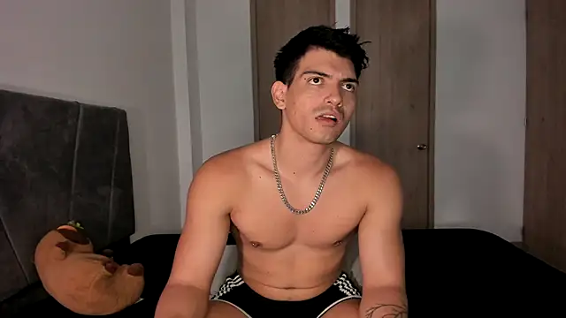 Snapshot of magnusifrit chatting on 09.20.25 magnusifrit online show from 09.20.25