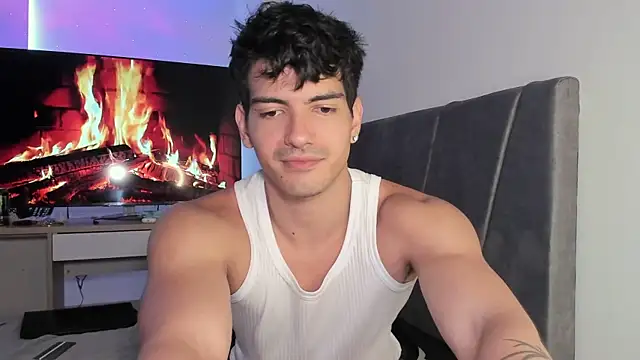 Snapshot of magnusifrit chatting on 10.19.25 magnusifrit online show from 10.19.25