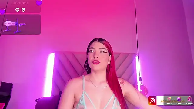 EmmaSwift  online show from 12.12.24