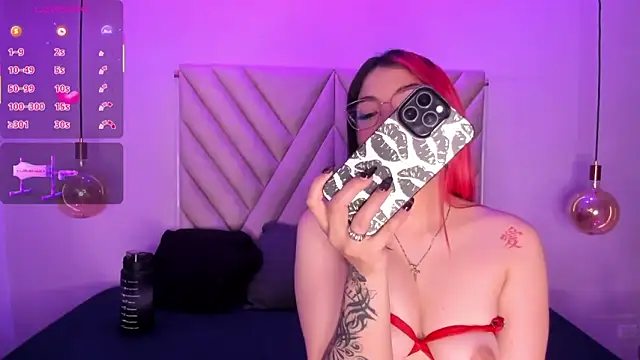 EmmaSwift  online show from 11.22.25