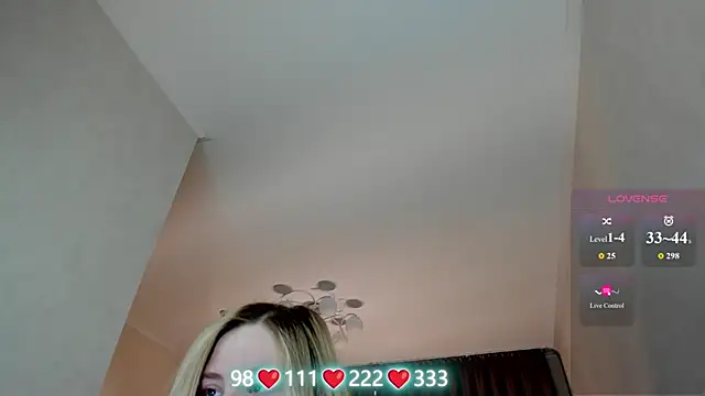 Olivia Munk online show from 05.27.26