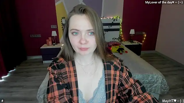 Snapshot of LizaGost chatting on 05.01.26 LizaGost online show from 05.01.26