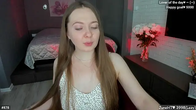 Snapshot of LizaGost chatting on 06.23.26 LizaGost online show from 06.23.26