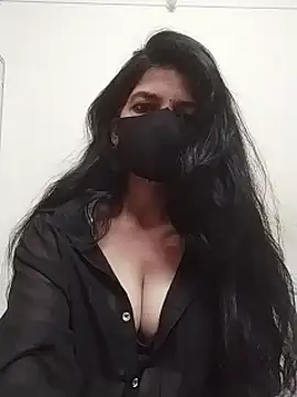 Shuttii 25 online show from 03.06.25