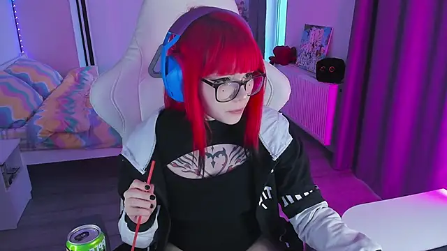 Yumi Youkai online show from 02.02.25