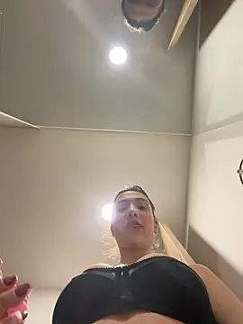 AnnaCastillo  online show from 01.15.26