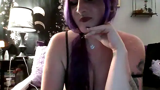 LunaLilith online show from 03.19.25