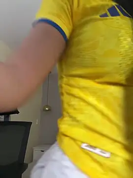 Snapshot of Miss_blue69 chatting on 06.18.26 Miss blue69 online show from 06.18.26
