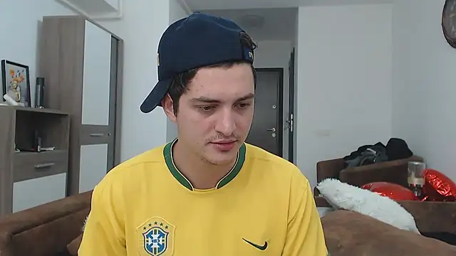 Snapshot of AndyFame chatting on 02.19.25 AndyFame online show from 02.19.25