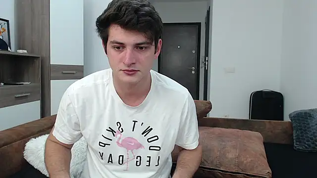 Snapshot of AndyFame chatting on 03.04.25 AndyFame online show from 03.04.25