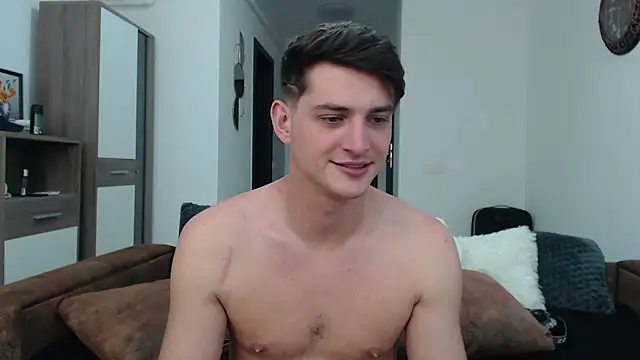 Snapshot of AndyFame chatting on 03.11.25 AndyFame online show from 03.11.25