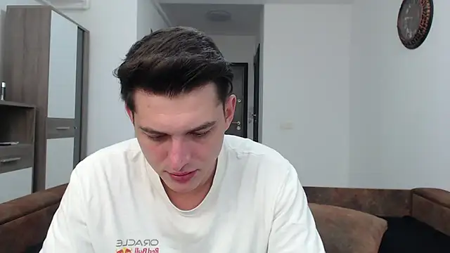 Snapshot of AndyFame chatting on 03.20.25 AndyFame online show from 03.20.25