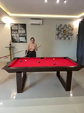 Snapshot of Nura_n_Sarah chatting on 01.11.25 Nura n Sarah online show from 01.11.25