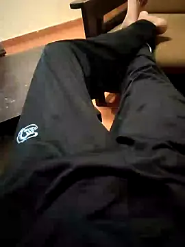 Snapshot of maroodick chatting on 02.08.25 maroodick online show from 02.08.25