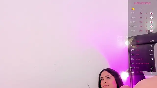 smiling  girl2 online show from 02.09.25