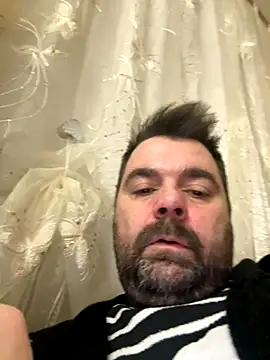 Snapshot of h4cAlex chatting on 11.24.25 h4cAlex online show from 11.24.25