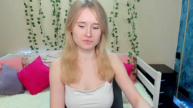  adel brooks  online show from 03.14.25