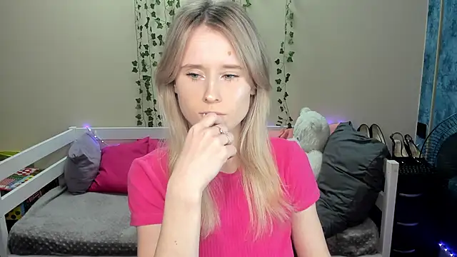  adel brooks  online show from 09.11.25