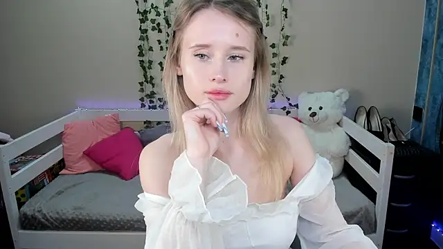  adel brooks  online show from 10.23.25