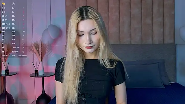 CarolReeves online show from 11.18.25