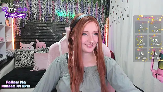 Snapshot of EmmyBunny chatting on 01.14.25 EmmyBunny online show from 01.14.25