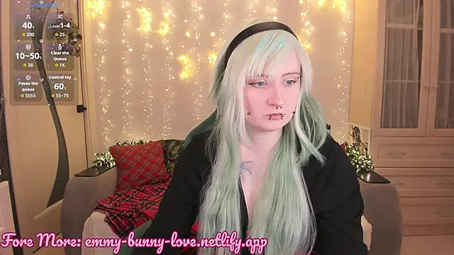 Snapshot of EmmyBunny chatting on 01.11.26 EmmyBunny online show from 01.11.26