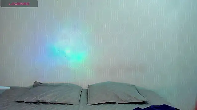 Snapshot of TATIANA_LOPEZ19 chatting on 09.15.25 TATIANA LOPEZ19 online show from 09.15.25