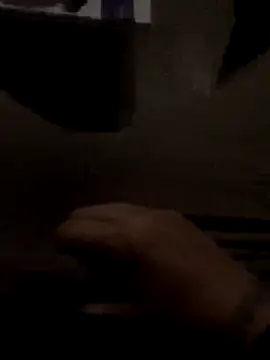 Snapshot of chrille82 chatting on 10.13.25 chrille82 online show from 10.13.25