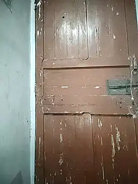 Snapshot of rounakhunk chatting on 12.18.24 rounakhunk online show from 12.18.24