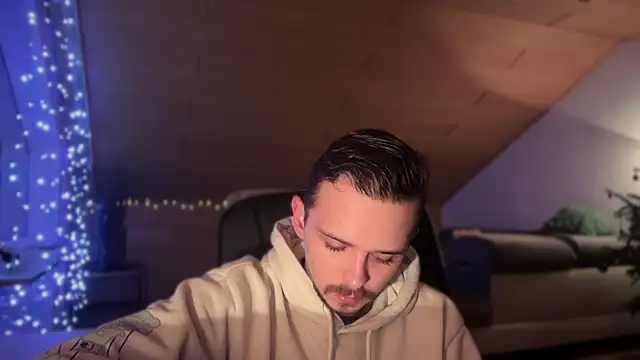 naked psy online show from 01.10.25