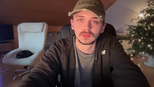 naked psy online show from 01.13.25