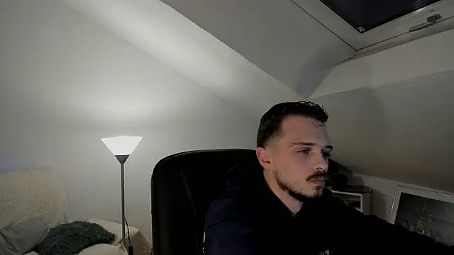 naked psy online show from 09.17.25