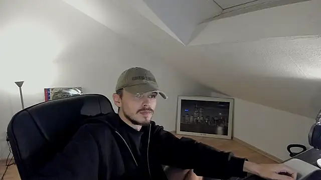 naked psy online show from 10.24.25