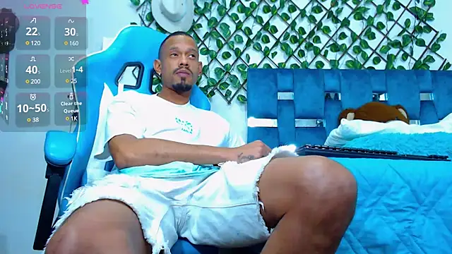 black latin23cm online show from 02.16.25