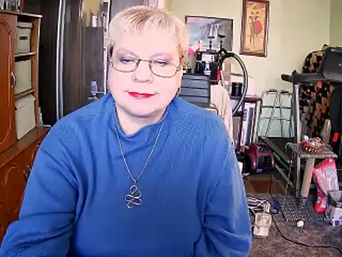 LOLA8888 online show from 10.13.25