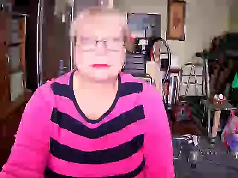 LOLA8888 online show from 10.19.25