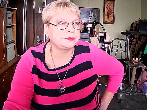 LOLA8888 online show from 10.20.25